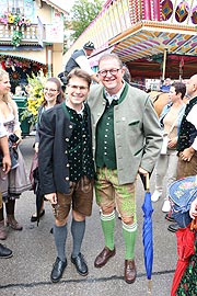 Dachaus Oberbürgermeister Florian Hartmann, Brauereichef Bernhard Klier (©Foto: Martin Schmitz)